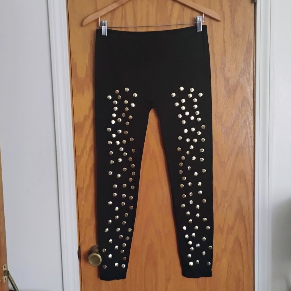 Women's black leggings w/gold studs